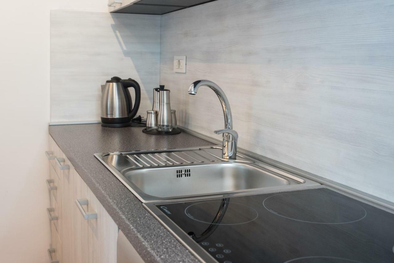 Oasis Of Peace And Relaxation Ii. Apartment Icici Bagian luar foto